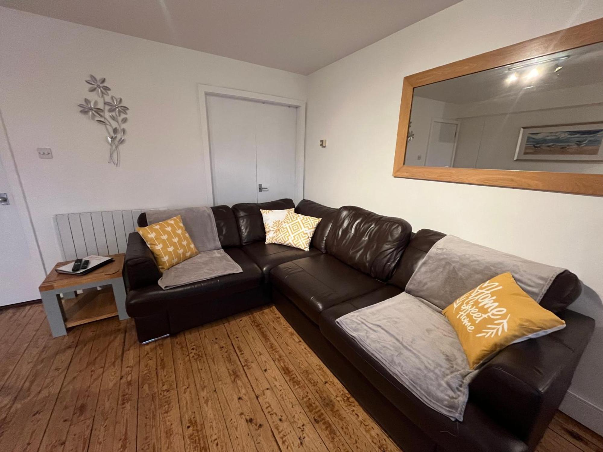 Apartment 12, Sea Wharf ويستبورت المظهر الخارجي الصورة