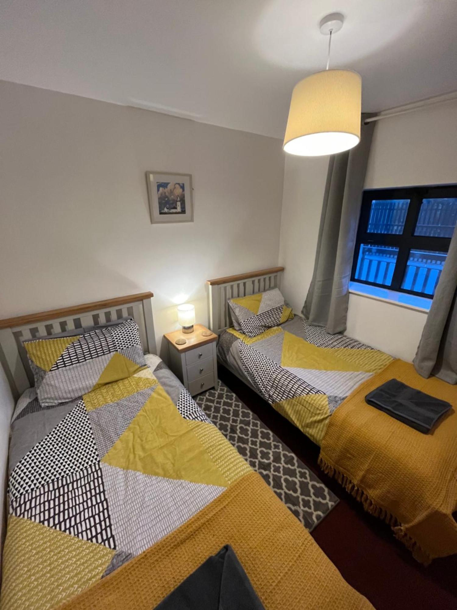 Apartment 12, Sea Wharf ويستبورت المظهر الخارجي الصورة