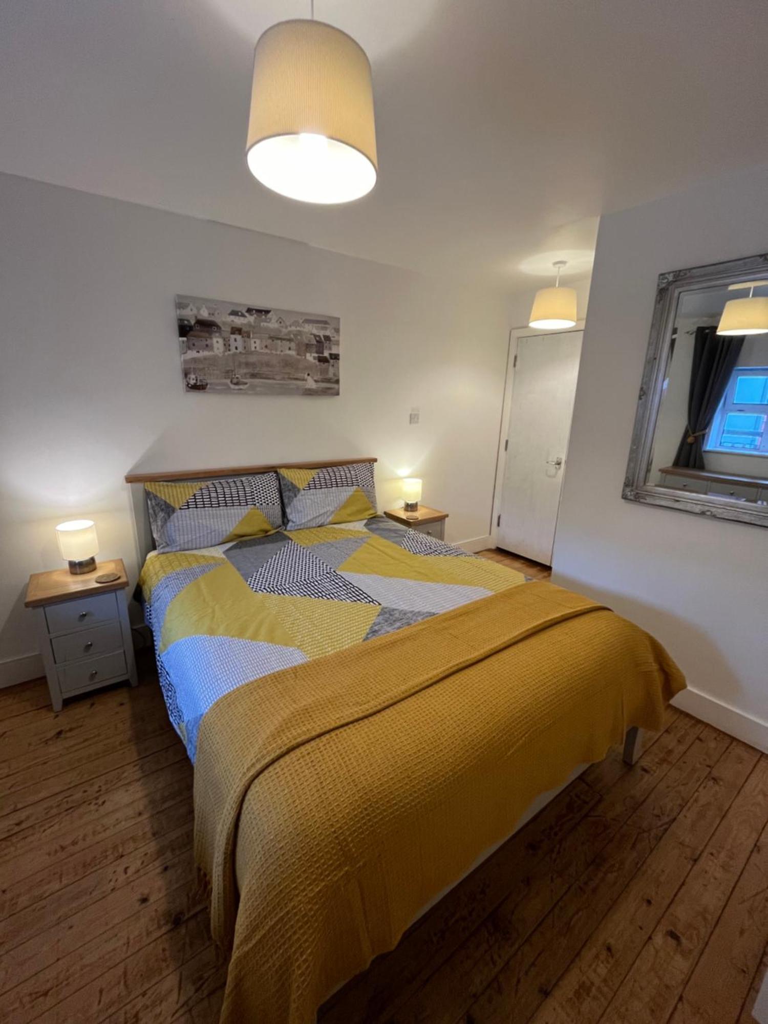 Apartment 12, Sea Wharf ويستبورت المظهر الخارجي الصورة